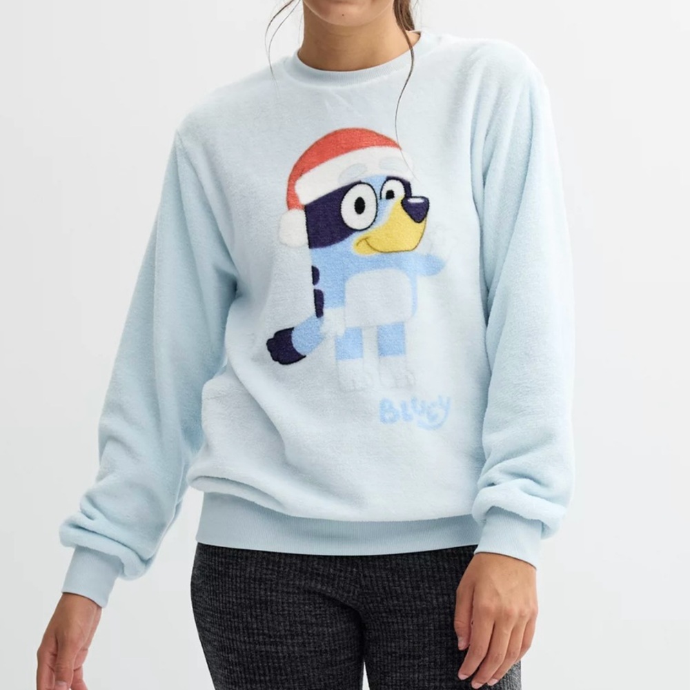 Juniors' Bluey Santa Hat Graphic Light Blue Pullover size S/M